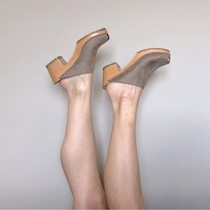 Sven Peep Toe Swedish Mid Heel barely worn Size  38